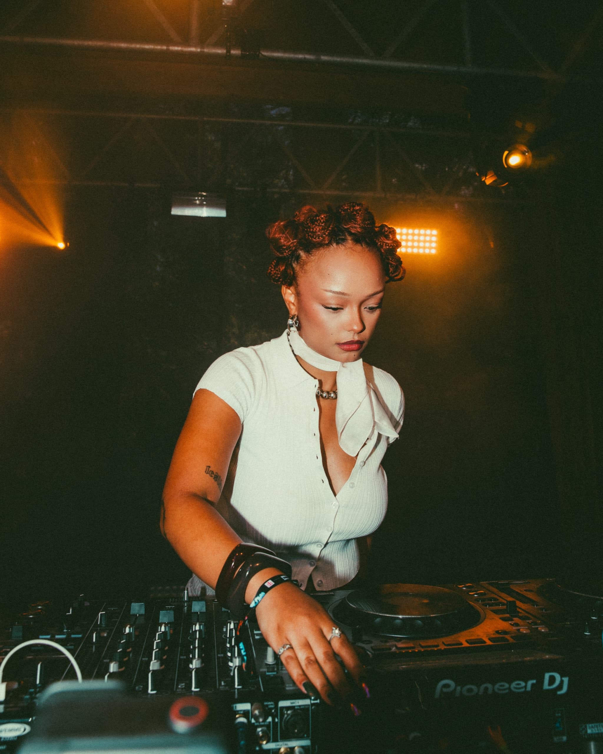 Toolow playing live